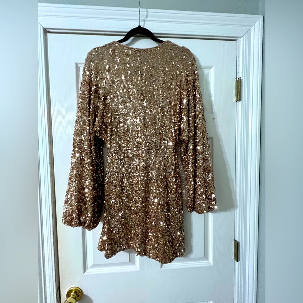 Gold Sequin party dress size small and never worn!